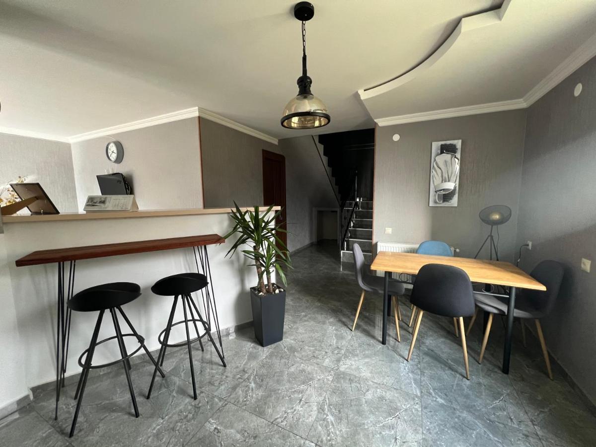 Up Hotel Kazbegi Ngoại thất bức ảnh