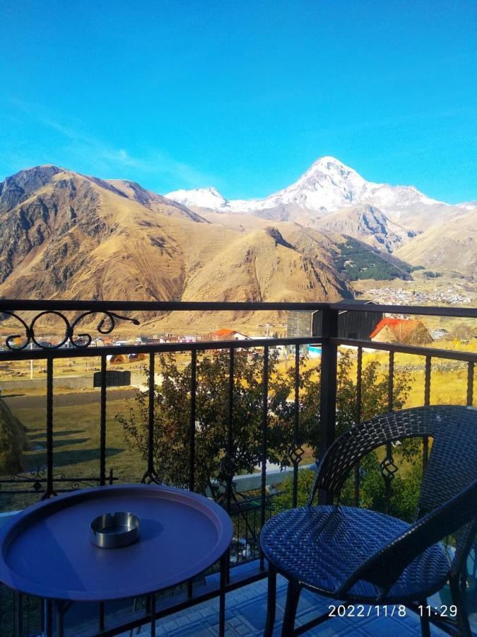 Up Hotel Kazbegi Ngoại thất bức ảnh