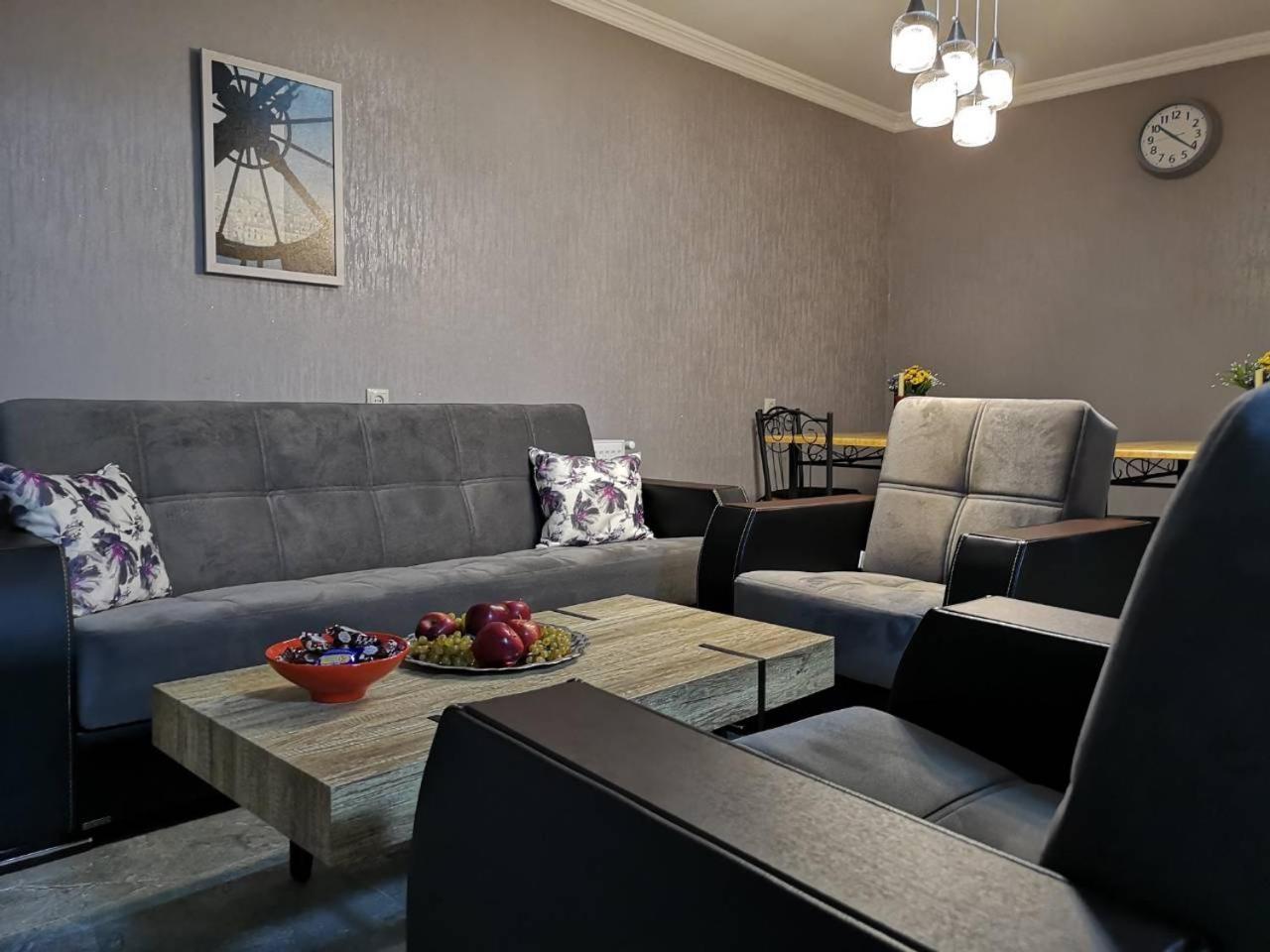 Up Hotel Kazbegi Ngoại thất bức ảnh