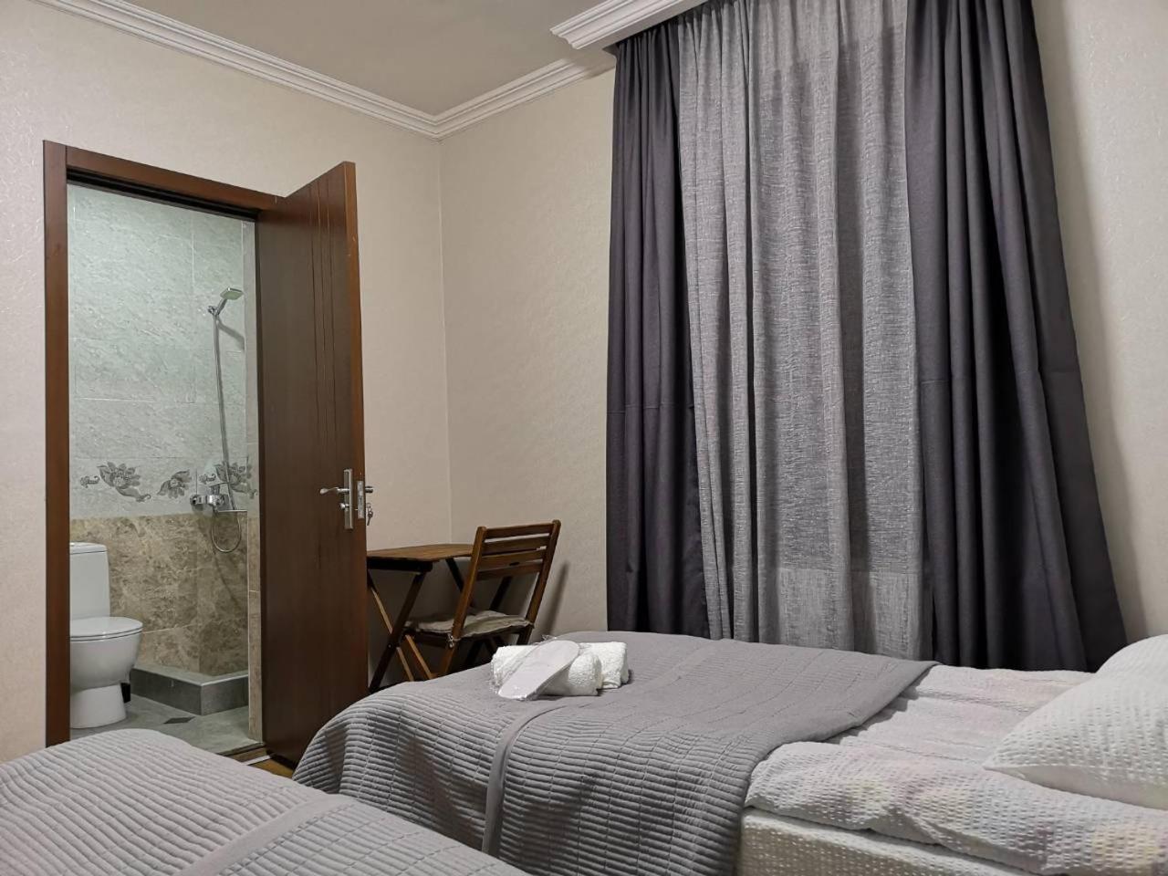 Up Hotel Kazbegi Ngoại thất bức ảnh