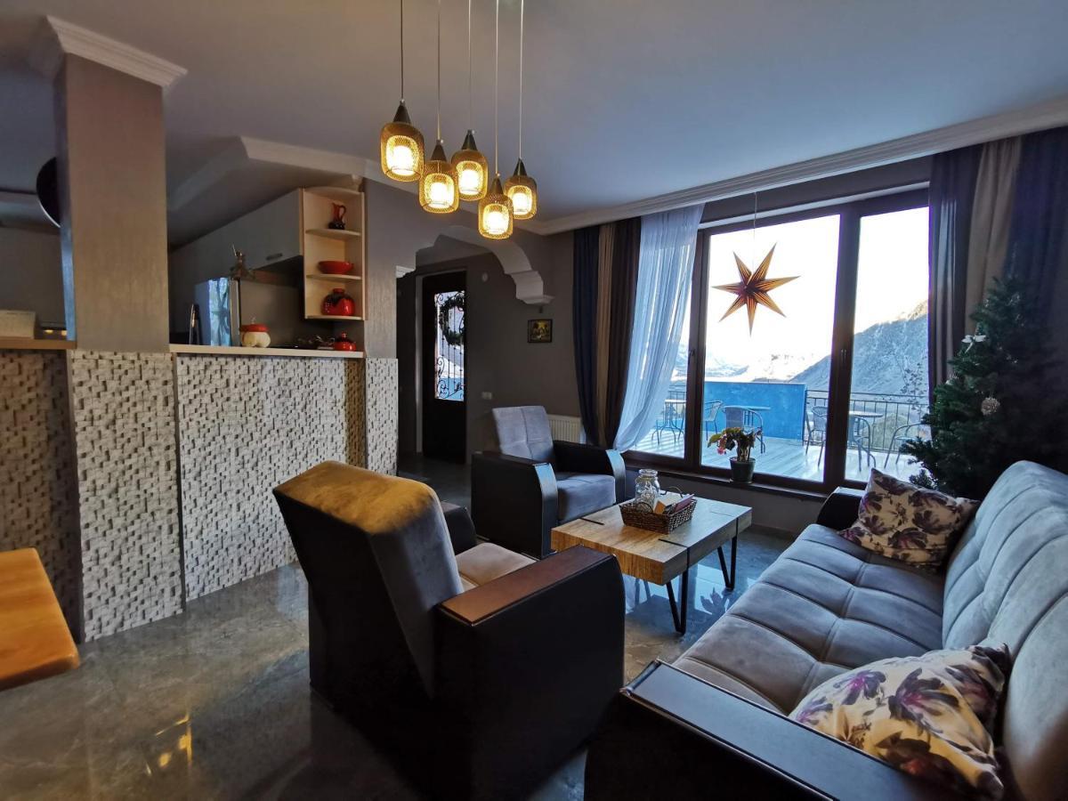 Up Hotel Kazbegi Ngoại thất bức ảnh